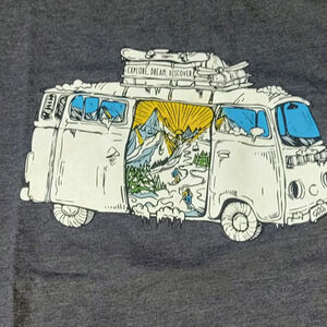 Wild Tribute Ski Trip Womens XL Tee